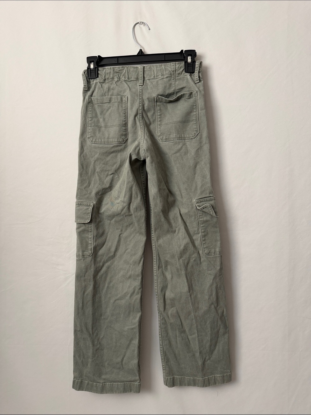 abercrombie kids light Olive Cargo Pants with Patch Pockets - Picture 4 of 7